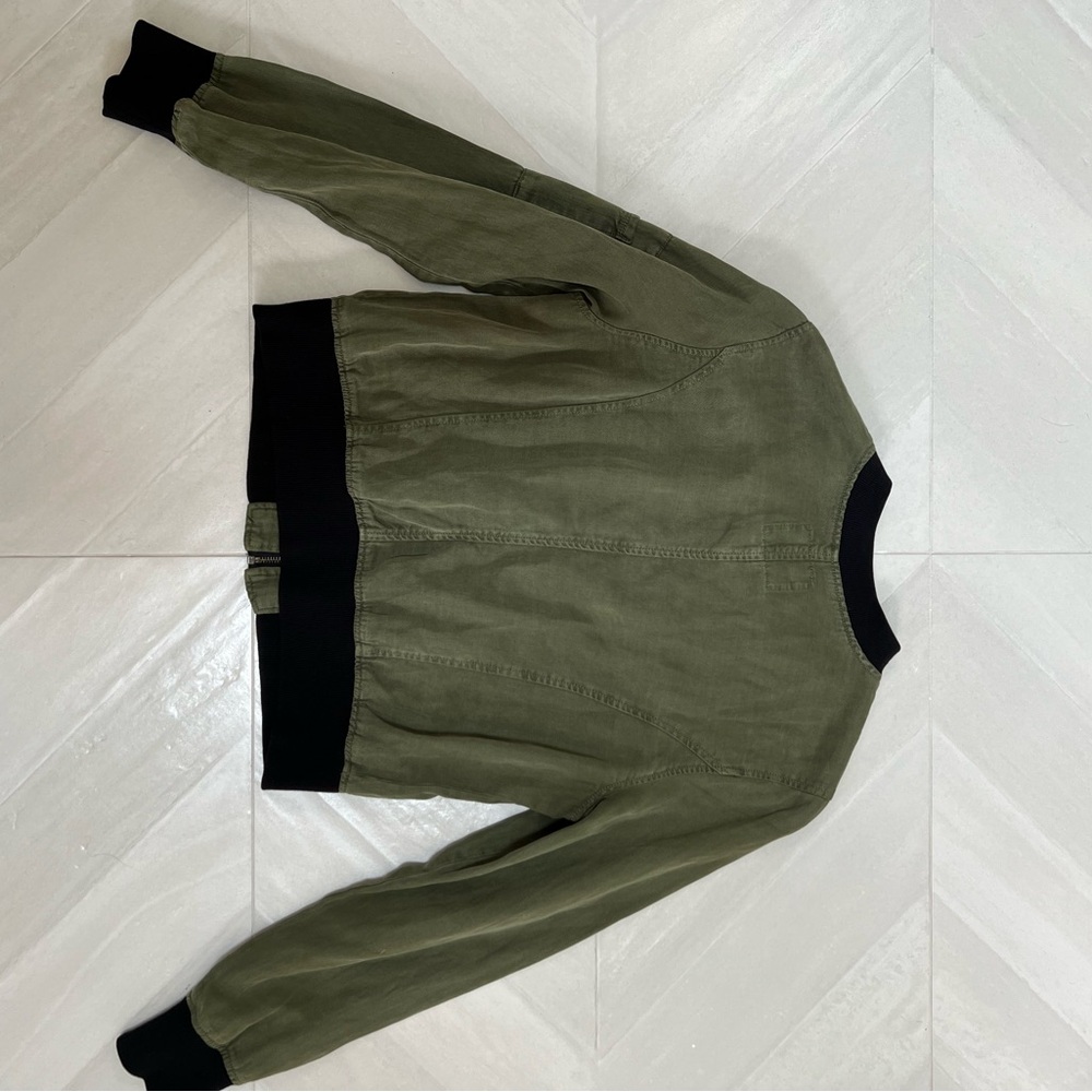 Sanctuary Army/Olive green Bomber Jacket with Black Accents - size small - Picture 6 of 7